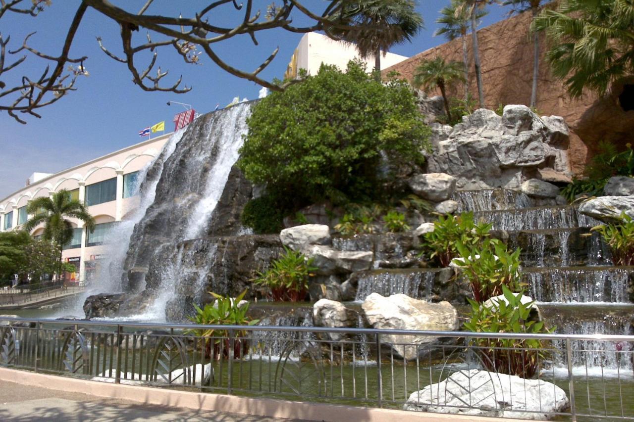 Oyo 798 Reurn Mareena Resort ناخون راتشاسيما المظهر الخارجي الصورة